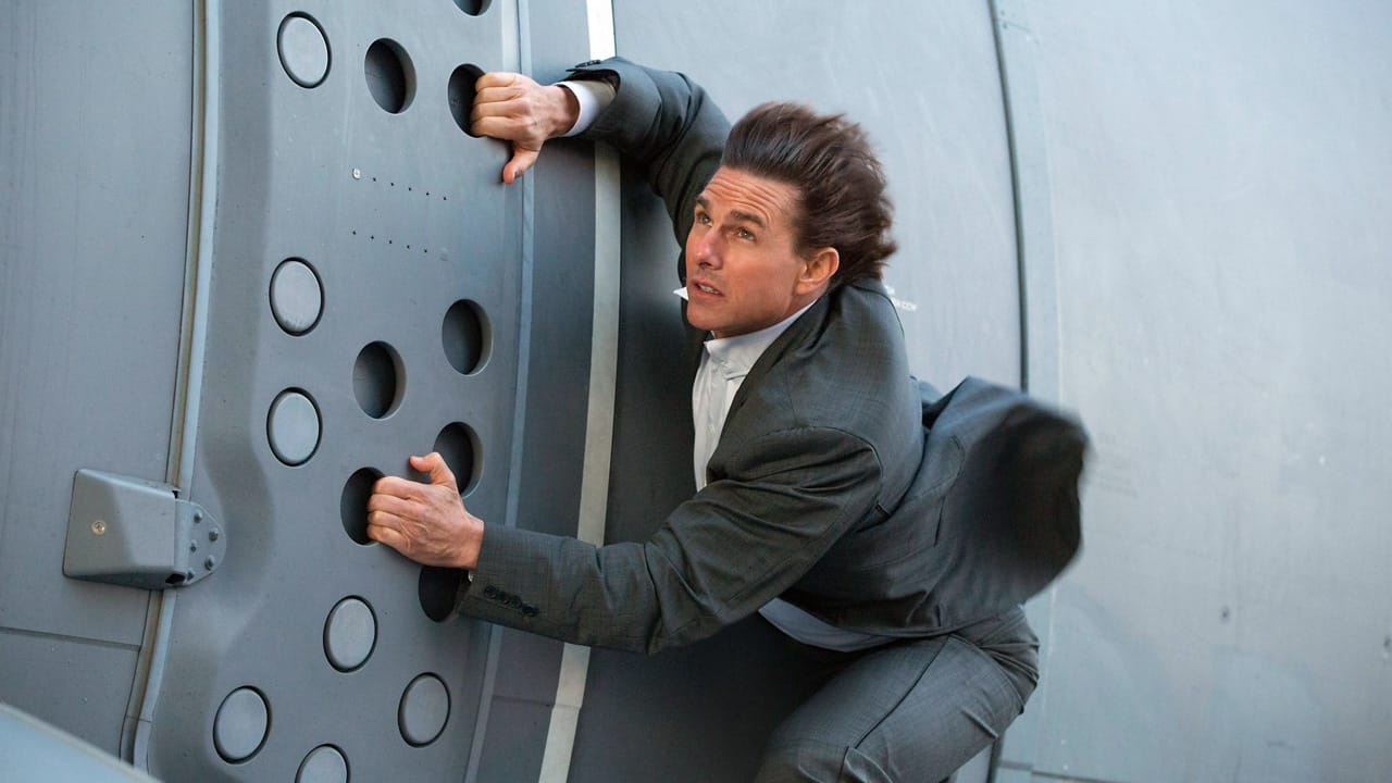 Is Tom Cruise lying about doing his own stunts?